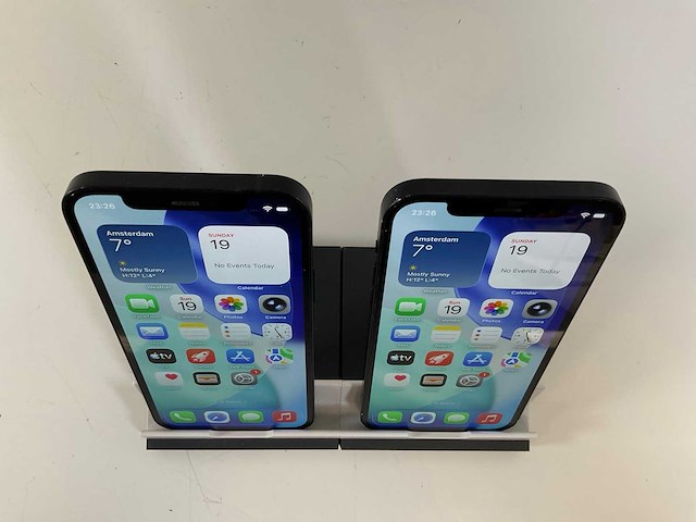 Apple iphone 12 - 64 gb - black (2x) - afbeelding 2 van  5
