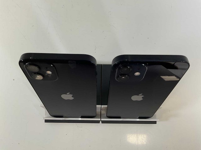 Apple iphone 12 - 64 gb - black (2x) - afbeelding 5 van  5