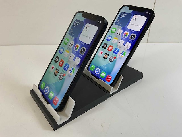 Apple iphone 12 - 64 gb - black (2x) - afbeelding 3 van  5