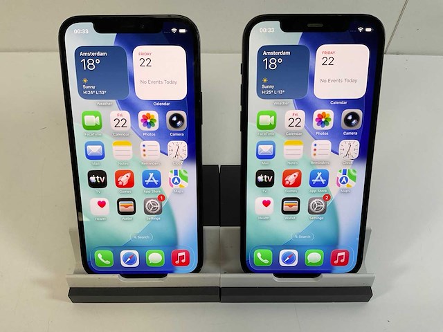 Apple iphone 12 - 64 gb - black (2x) - afbeelding 1 van  5
