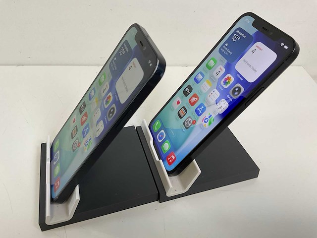 Apple iphone 12 - 64 gb - black (2x) - afbeelding 3 van  6