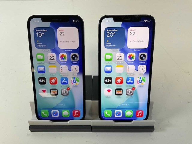 Apple iphone 12 - 64 gb - black (2x) - afbeelding 1 van  5