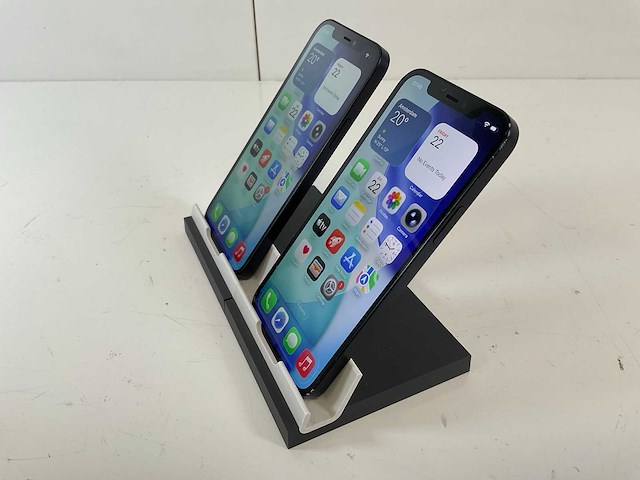 Apple iphone 12 - 64 gb - black (2x) - afbeelding 2 van  3