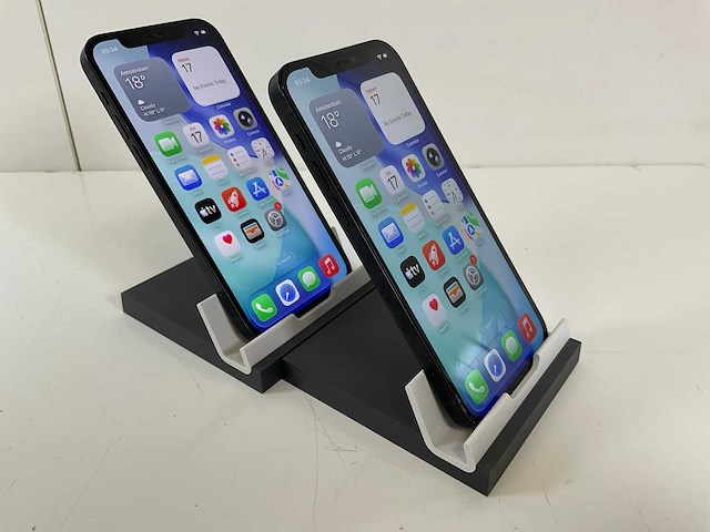 Apple iphone 12 - 64 gb - black (2x) - afbeelding 2 van  4