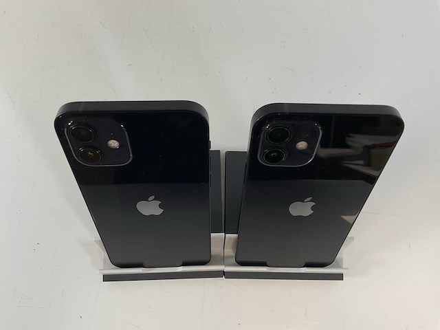 Apple iphone 12 - 64 gb - black (2x) - afbeelding 4 van  4