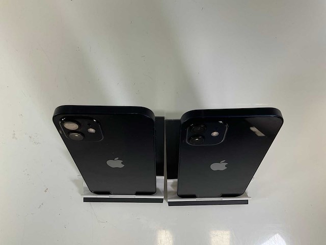 Apple iphone 12 - 64 gb - black (2x) - afbeelding 5 van  5