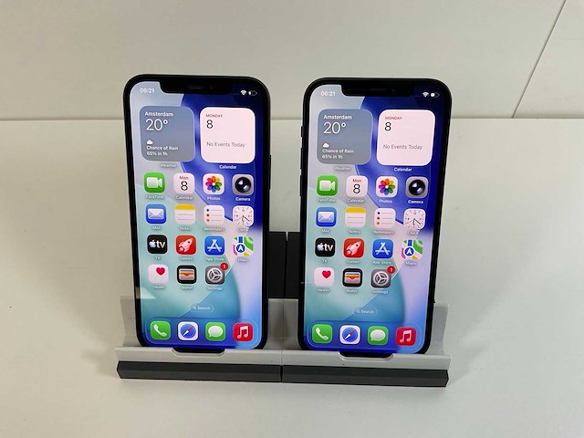 Apple iphone 12 - 64 gb - black (2x) - afbeelding 1 van  5
