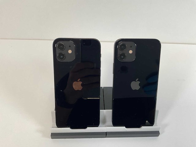Apple iphone 12 - 64 gb - black (2x) - afbeelding 5 van  5