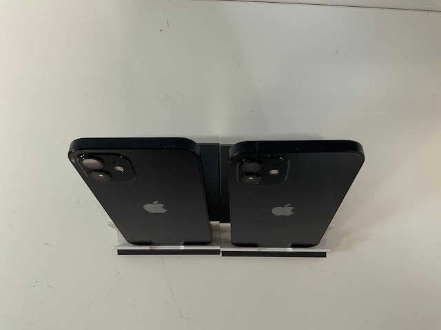 Apple iphone 12 - 64 gb - black (2x) - afbeelding 3 van  3