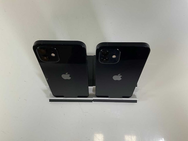 Apple iphone 12 - 64 gb - black (2x) - afbeelding 5 van  5