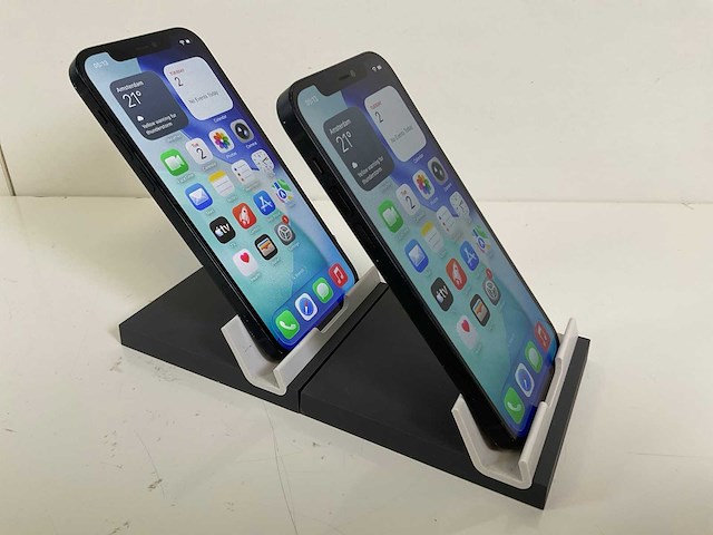 Apple iphone 12 - 64 gb - black (2x) - afbeelding 4 van  5