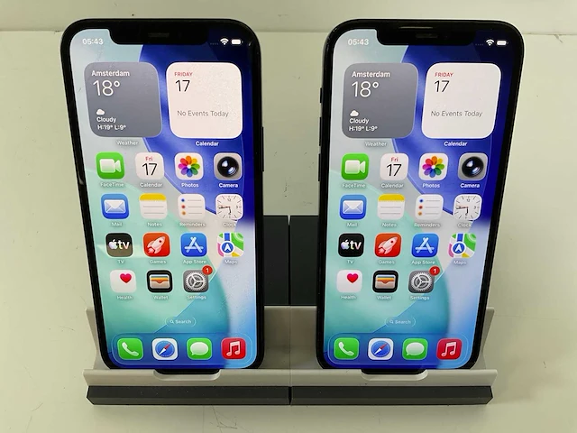 Apple iphone 12 - 64 gb - black (2x) - afbeelding 1 van  5