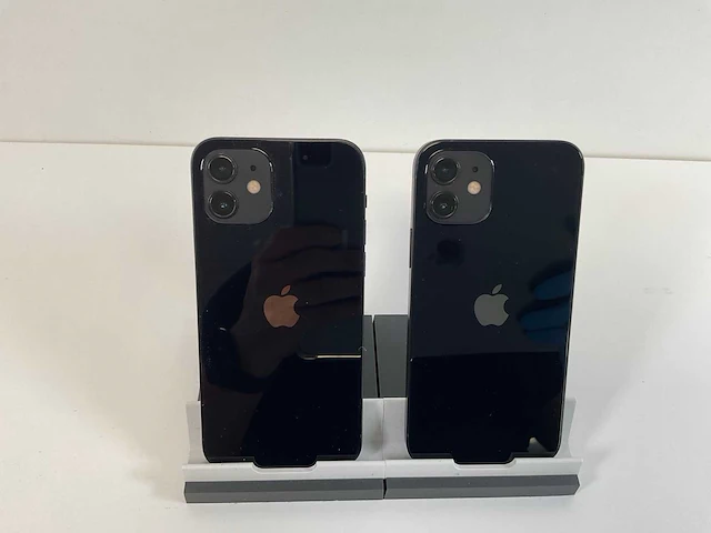 Apple iphone 12 - 64 gb - black (2x) - afbeelding 5 van  5