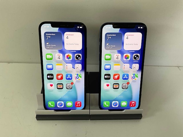 Apple iphone 12 - 64 gb - black / blue (2x) - afbeelding 1 van  4