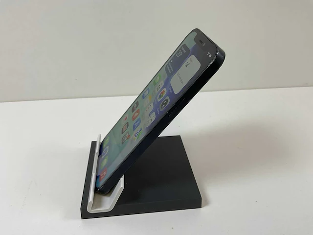 Apple iphone 12 - 64 gb - black - afbeelding 4 van  6