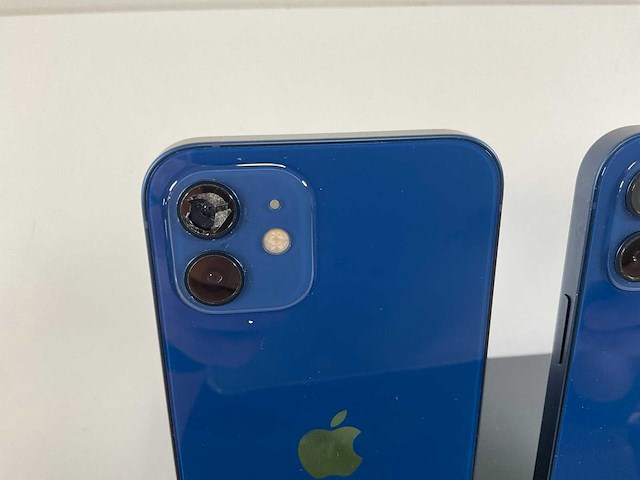 Apple iphone 12 - 64 gb - blue (2x) - afbeelding 2 van  2
