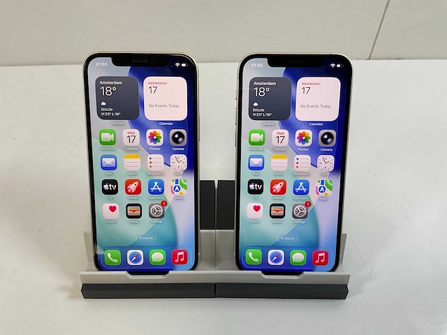 Apple iphone 12 - 64 gb - white (2x) - afbeelding 1 van  4