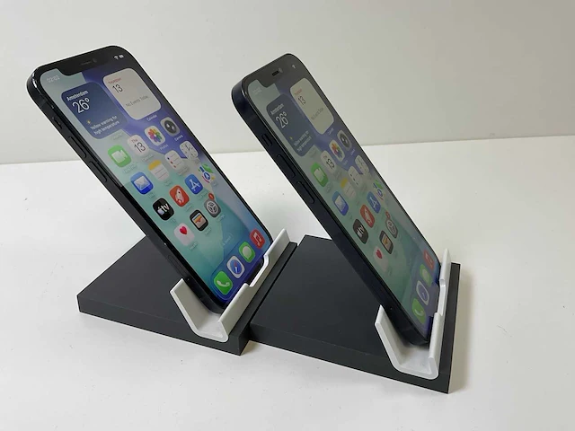Apple iphone 12 - 64 gb / 256 gb - black (2x) - afbeelding 3 van  5