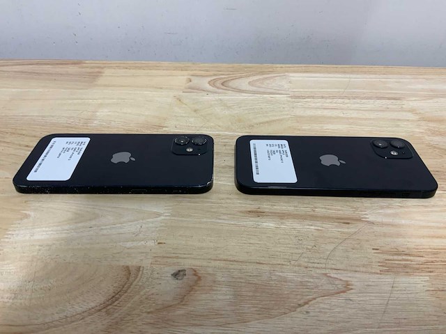 Apple iphone 12 | a2403 smartphone (2x) - afbeelding 2 van  8