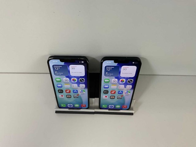 Apple iphone 13 - 128 gb - midnight (2x) - afbeelding 2 van  7