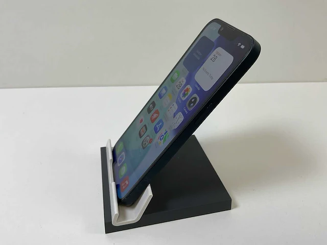 Apple iphone 13 - 128 gb - midnight - afbeelding 4 van  5
