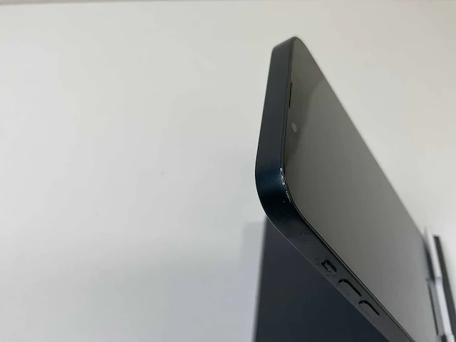 Apple iphone 13 - 128 gb - midnight - afbeelding 7 van  7