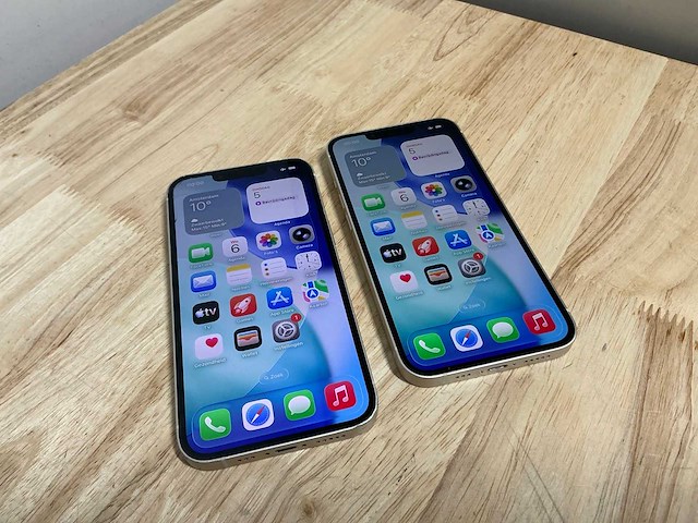 Apple iphone 13 a2633 mobiele telefoon (2x) - afbeelding 1 van  6