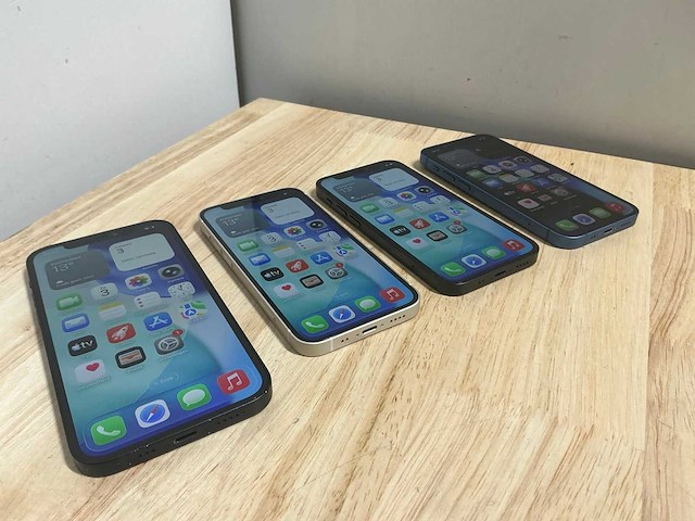 Apple iphone 13 mini, 12 & 12 mini mobiele telefoon (4x) - afbeelding 2 van  8