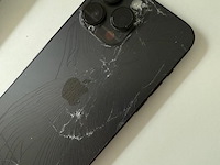 Apple iphone 14 pro max 256 gb space black. met doosje en laadkabel. achterzijde heeft schade. met hoesje. - afbeelding 6 van  7