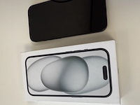 Apple iphone 15 128 gb black. met kabel zonder adapter - afbeelding 3 van  4