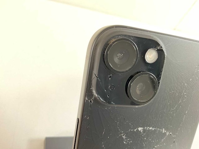 Apple iphone 15 5g - 128 gb - black (2x) - afbeelding 3 van  4