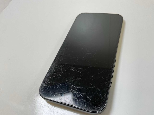 Apple iphone 15 5g - 128 gb - black - afbeelding 2 van  10