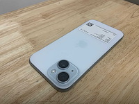 Apple iphone 15 a3090 mobiele telefoon; glas bevat was krasjes - geen beperking hierdoor - afbeelding 6 van  9