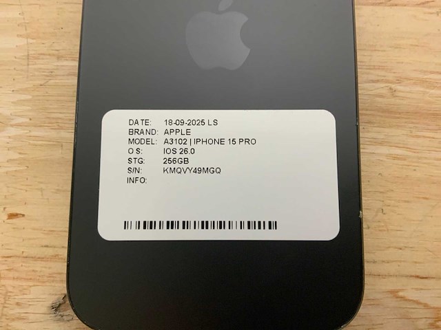 Apple iphone 15 pro a3102 mobiele telefoon - afbeelding 4 van  7