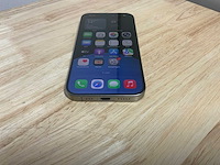 Apple iphone 15 pro a3102 mobiele telefoon - afbeelding 2 van  8