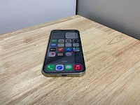 Apple iphone 15 pro a3102 mobiele telefoon - afbeelding 2 van  9