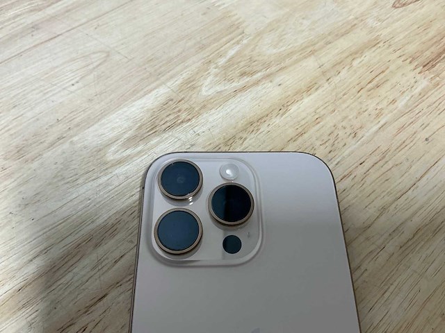 Apple iphone 16 pro a3293 mobiele telefoon - afbeelding 3 van  8