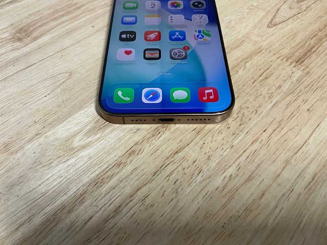 Apple iphone 16 pro max a3296 mobiele telefoon - afbeelding 2 van  9