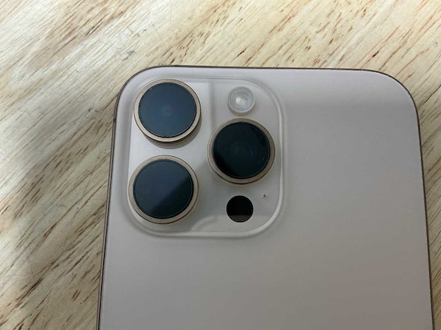 Apple iphone 16 pro max a3296 mobiele telefoon - afbeelding 7 van  9