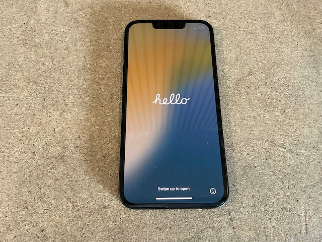 Apple iphone 16e (128gb) mobiele telefoon - afbeelding 1 van  5