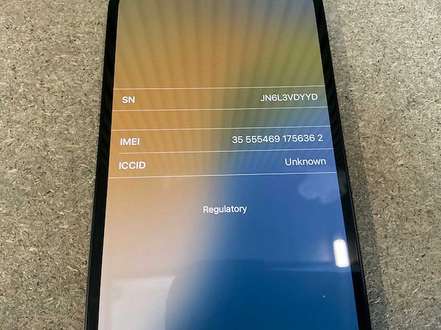 Apple iphone 16e (128gb) mobiele telefoon - afbeelding 2 van  5