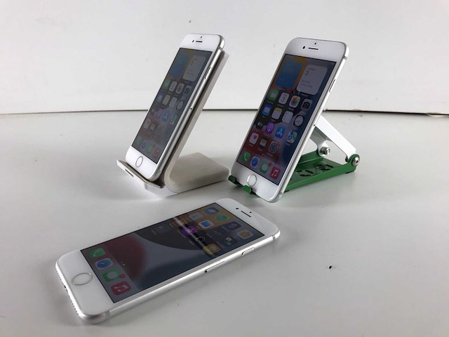 Apple iphone 7 - 128 gb - silver (3x) - afbeelding 3 van  5