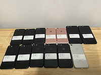 Apple iphone 7 smartphone (13x) - afbeelding 8 van  8