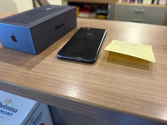 Apple iphone 8 128 gb mobiele telefoon - afbeelding 4 van  4