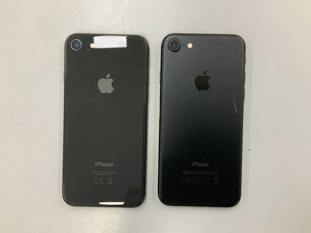 Apple iphone 8 64gb space gray + iphone 7 128gb black - afbeelding 3 van  3