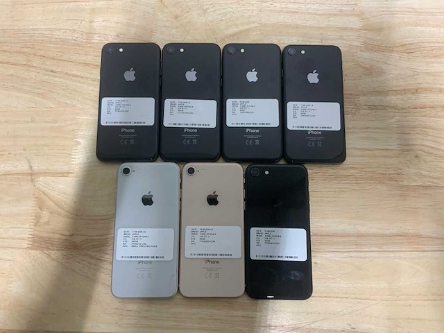 Apple iphone 8 a1905 mobiele telefoon (7x) - afbeelding 2 van  6