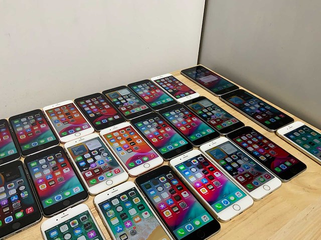 Apple iphone mobiele telefoon (25x) - afbeelding 1 van  11
