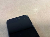 Apple iphone se 2 (64gb) - afbeelding 2 van  3