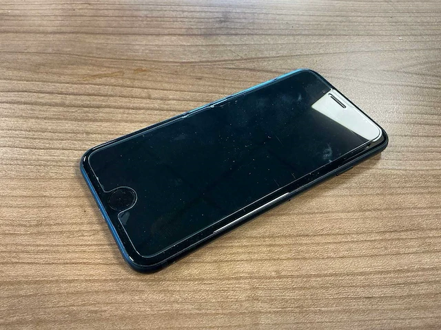 Apple iphone se (2022, 128gb) mobiele telefoon - afbeelding 3 van  4