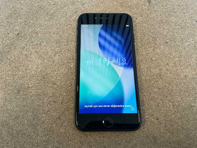 Apple iphone se (2022, 64gb) mobiele telefoon - afbeelding 1 van  4